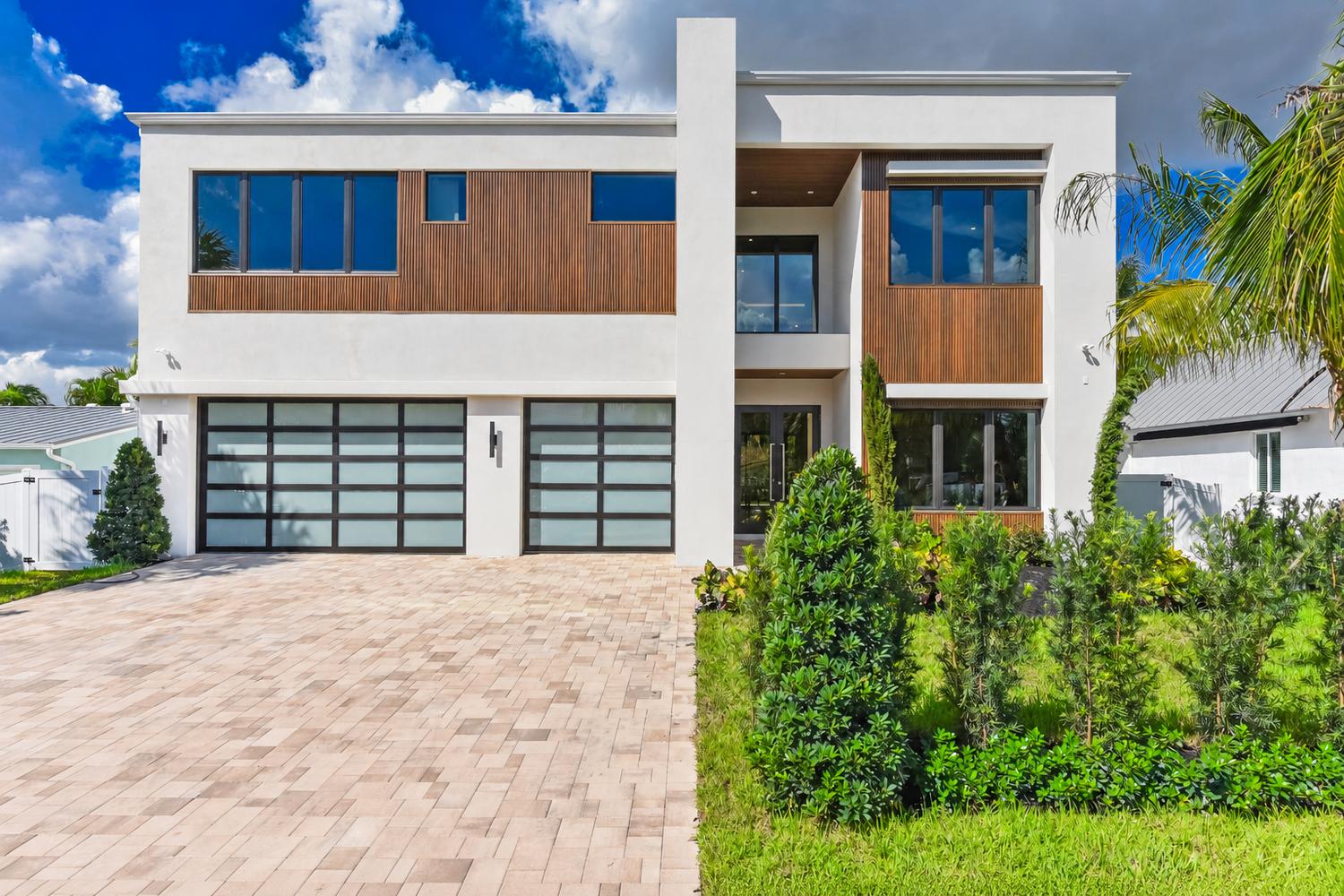 237 NE Wavecrest Way residence in Boca Raton